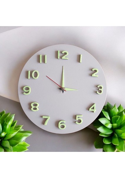 Fosforlu 3D Ahşap Rakamlı Çocuk Odası Duvar Saati, 22 Cm, Beyaz, Renkli Detaylar