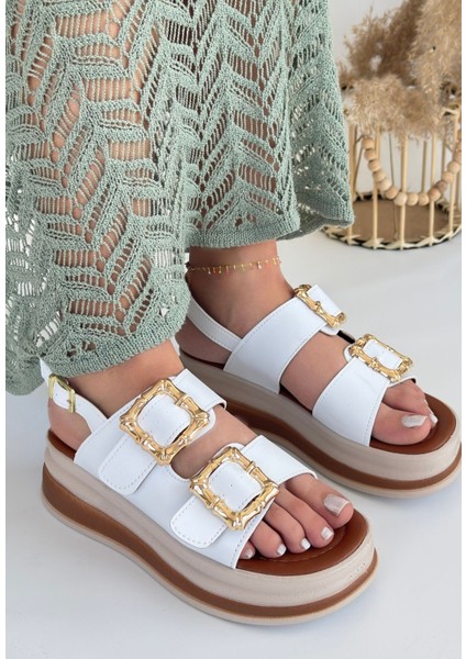 Gold Tokalı Kemerli Ortopedik Sandalet Cilt Beyaz Topuk Boyu 4,5 cm