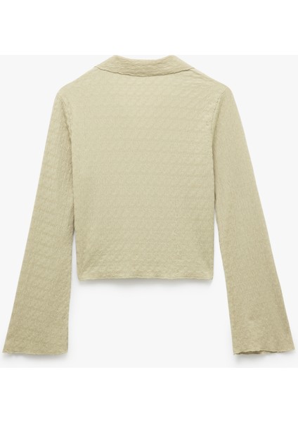 Yeni Sezon Slim Fit Uzun Kollu Dokulu Gömlek Yaka Düğmeli Tişört Bürümcük fırsatları