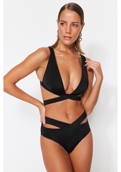 Shopeonly Siyah Üçgen Pencereli Yüksek Bel Toparlayıcı Bikini Takımı