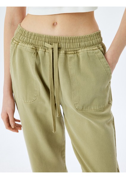 Yeni Sezon Cep Detaylı Beli Bağcıklı Düz Paça Chino Pantolon
