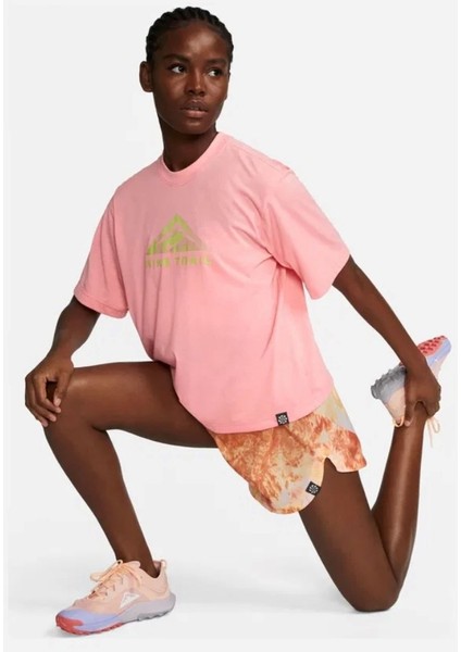 Dri-Fit Trail Short-Sleeve Kadın Tişört DX7896-611