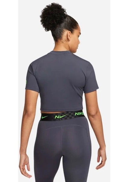 Pro Dri-Fit Cropped Graphic Training Short-Sleeve Kadın Tişört DX0078-015 fiyatları