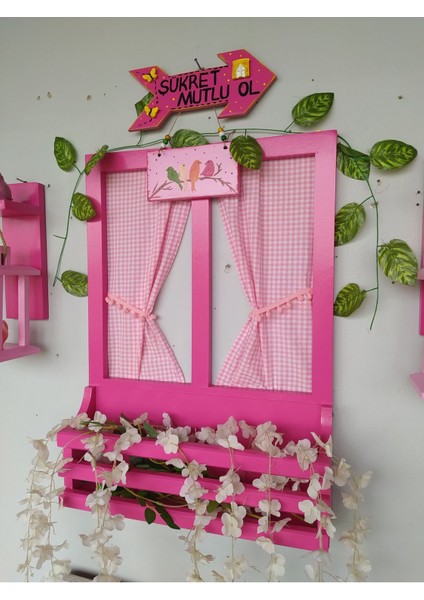 Pembe Balkon Dekoru, Ahşap Pencere, Fener Seti, Ok ve Kuşlu Duvar Süsü fiyatları