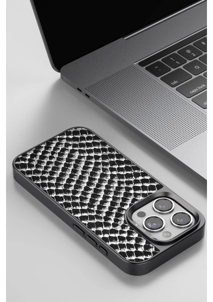 Venco iPhone 15 Pro Max Viper Kapak - Titan Gri fırsatları