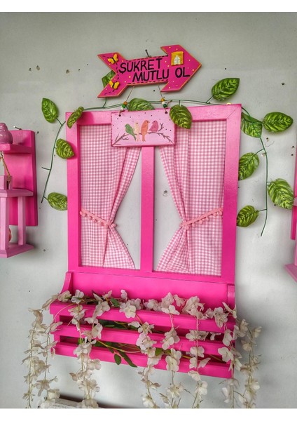 Pembe Balkon Dekoru, Ahşap Pencere, Fener Seti, Ok ve Kuşlu Duvar Süsü fırsatları