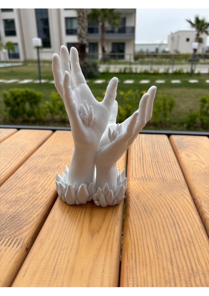 El Şeklinde Şık Yüzük ve Takı Sergileme Standı, Gri Renk Seçeneğiyle.