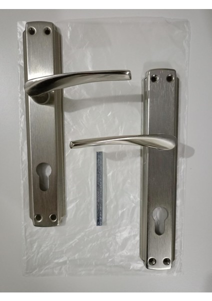 Nikel Saten Kapı Kolu, Aynalı Tasarım, Şık ve Dayanıklı Kullanım Sağlar. fırsatları