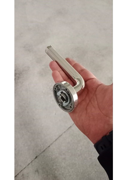 Saten Çelik Kapı Kolu Sağ Yön, Şık ve Dayanıklı Tasarım modelleri