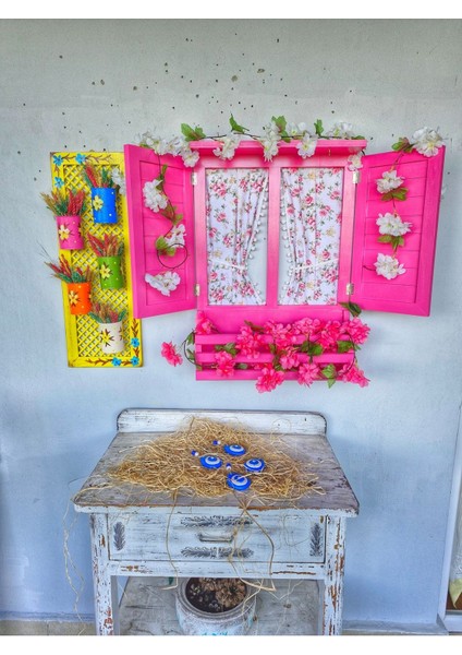 Pembe Ahşap Pencere ve Pano Seti, Balkon ve Bahçe Duvar Dekoru