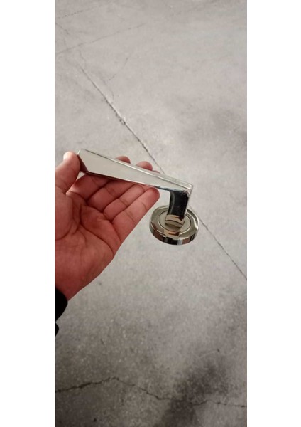 Şık Saten Çelik Kapı Kolu, Sol Çalışma, Dayanıklı ve Estetik Tasarım fiyatları