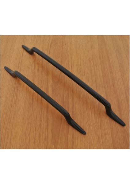 Mat Siyah Kulp, 160 Mm, Dayanıklı ve Şık Tasarım fiyatları