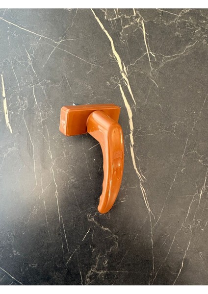 Kahverengi Pvc Pencere Kolu, Dayanıklı ve Şık Tasarım