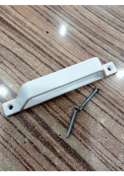 Beyaz Plastik Sineklik Kapı Kolu, Dayanıklı ve Kolay Kullanımlı Tasarım