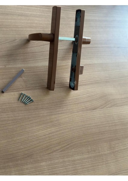 Kahverengi Pvc Kapı Kolu, Balkon Için, 2 Adet, Dayanıklı ve Şık Tasarım modelleri