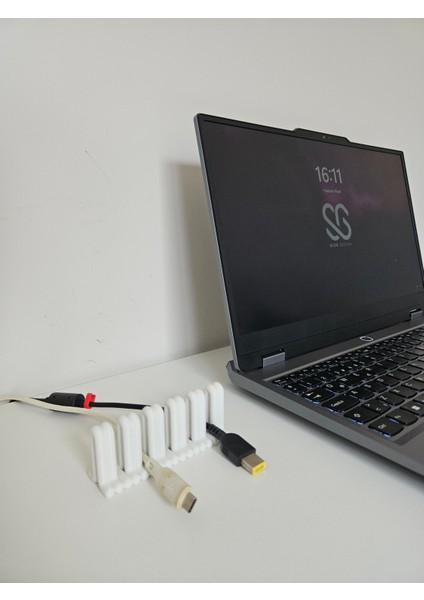 Masaüstü Kablo Tutucu | Ofis ve Çalışma Masası Özel Tasarım fırsatları