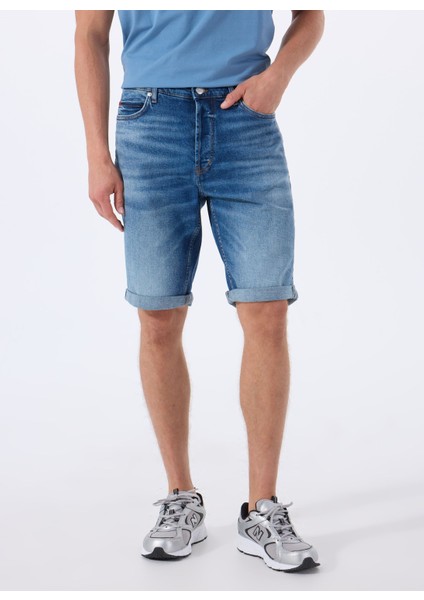 Mavi Erkek Normal Bel Tapered Fit Denim Şort 50537719_HUGO 634/S 10271026 01 modelleri