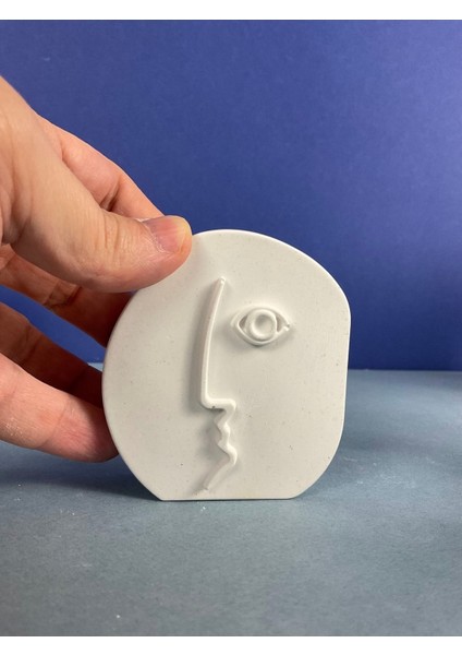 Modern Yüz Tasarımlı Dekoratif Figür, Şık ve Minimalist Obje, Beyaz Renk. fiyatları