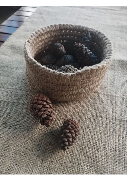 Bej Renkli Yuvarlak El Örgüsü Organizer ile Düzeni Kolaylaştırın