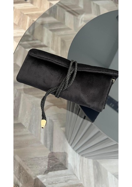 Şık Siyah Rulo Takı Çantası, Zarif ve Kullanışlı Saklama Çözümü fiyatları