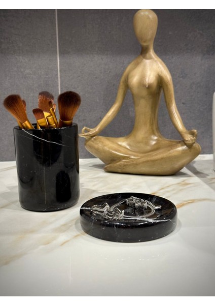 Siyah Mermer 2'li Set: Makyaj Fırçalık ve Yüzüklük indirimleri