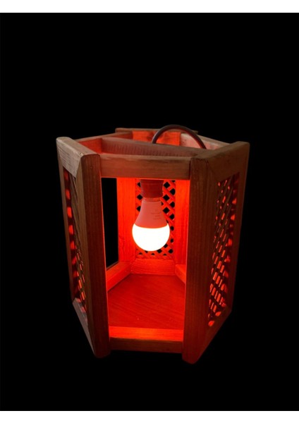 Kahverengi Ahşap Gece Lambası Abajur, Sıcak ve Şık Dekorasyon Için Ideal Seçenektir modelleri