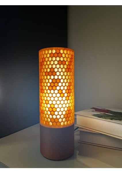 3D Yazıcı Üretimi Bal Peteği Desenli Dekoratif Masa Lambası Kahverengi modelleri