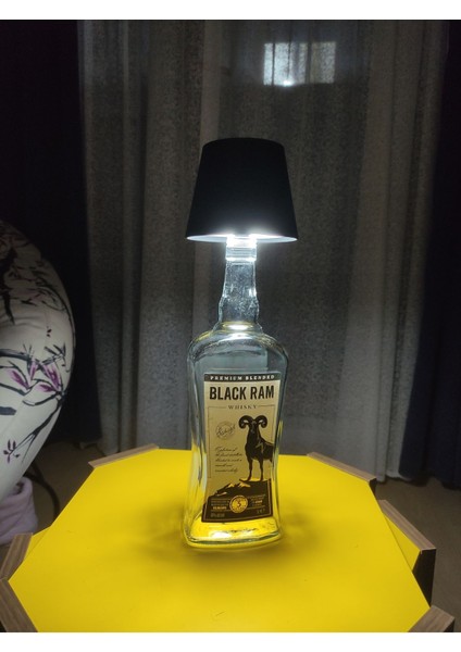 Şık Siyah 3 Kademeli Dokunmatik USB Şarjlı Abajur