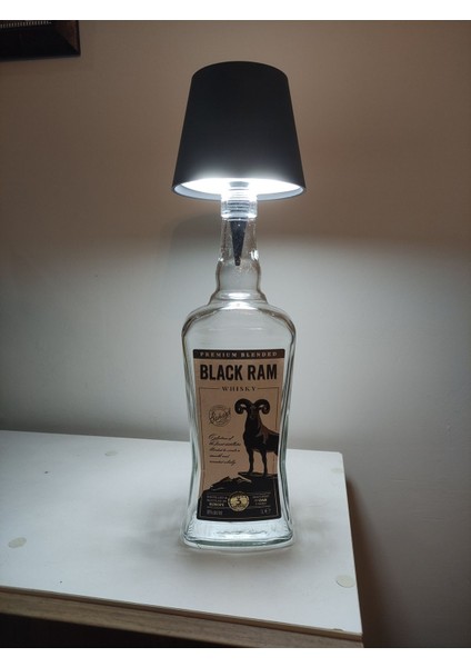 Şık Siyah 3 Kademeli Dokunmatik USB Şarjlı Abajur fırsatları