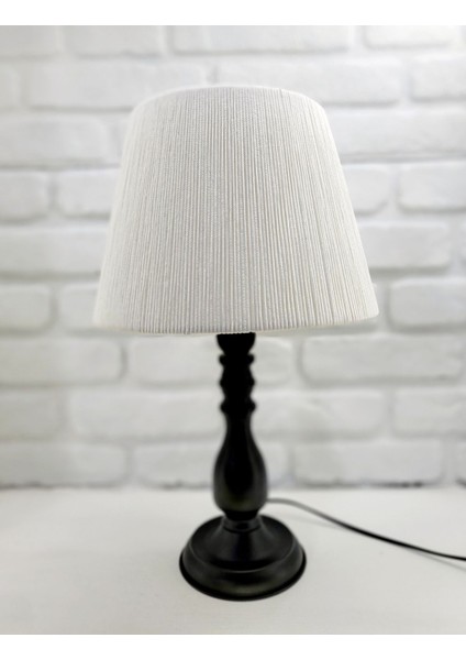 El Yapımı Siyah Rustik Metal Ayaklı Ip ve Kagıt Örme Abajur Masa Lambası modelleri