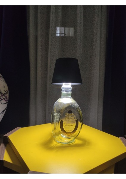 3 Kademeli Dokunmatik Siyah Abajur, USB Şarjlı, Şık ve Modern Tasarım indirimleri