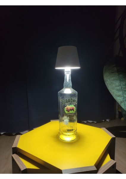 Beyaz 3 Kademe Dokunmatik Şarjlı Abajur Şişe, USB Girişli, Özel Tasarım