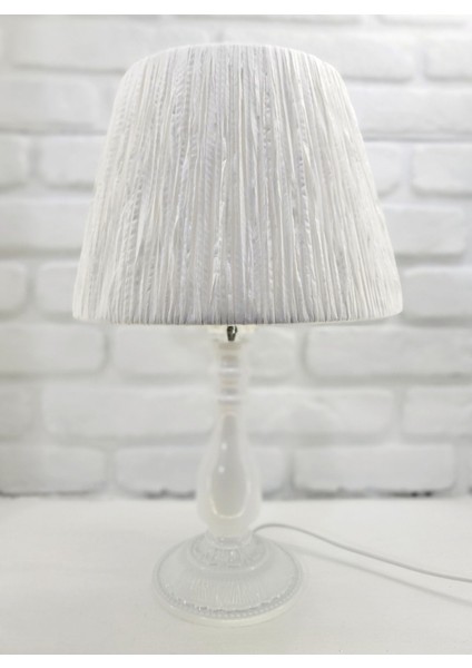 El Yapımı Rustik Beyaz Masa Lambası, Ip ve Kağıt Detaylı Şapkalı Model fırsatları