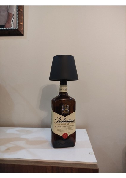 Şık Siyah 3 Kademeli Dokunmatik Abajur, USB Şarjlı ve Taşınabilir fırsatları