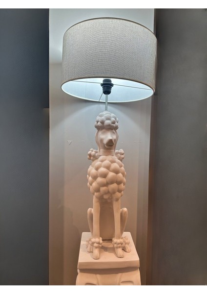Renkli ve Şık Dekoratif Köpek Abajur, Evinizin Atmosferini Güzelleştirir. fırsatları