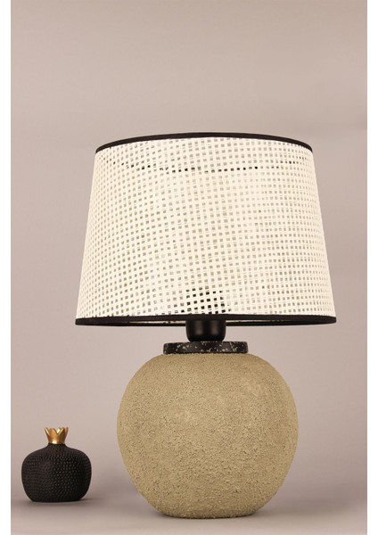 El Yapımı Dekoratif Seramik Abajur, Gri Tonlarda Zarif ve Şık Tasarım