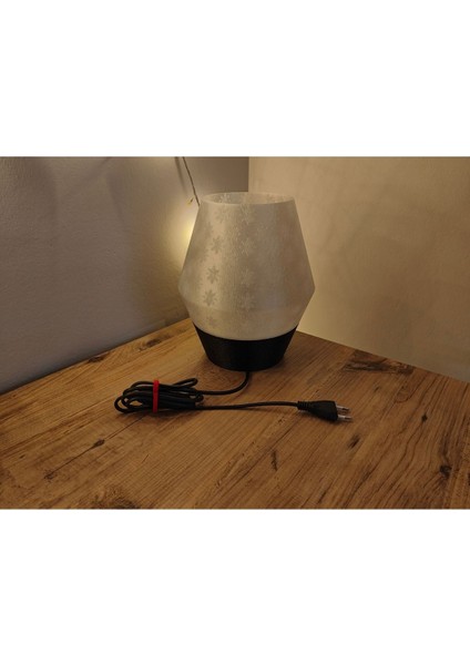 Şeffaf Beyaz Abajur Modeli, Şık ve Modern Dekorasyon Için Ideal Seçim modelleri