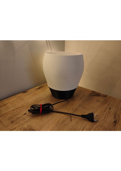 Fuchsia Model Abajur, Şık ve Modern Tasarım, Parlak Beyaz Renk Seçeneği fırsatları