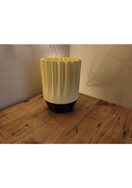 Şık Sarı ve Beyaz Abajur, Modern ve Zarif Ev Aydınlatması modelleri