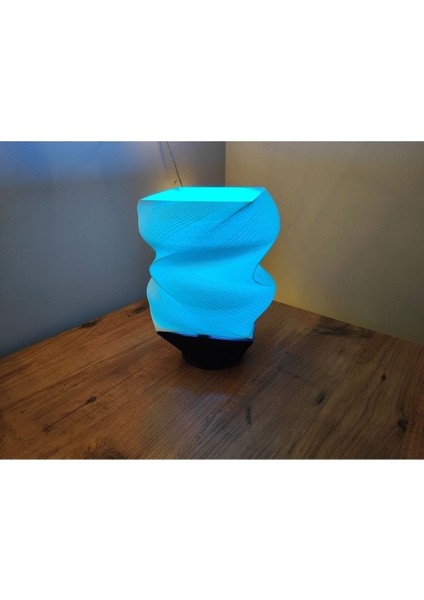 Çok Renkli Lilyum Model Modern Abajur, Şık ve Hafif Aydınlatma Tercihi fiyatları