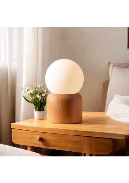 Beyaz Ahşap Abajur, Şık ve Sıcak Ortamlar Için Zarif Aydınlatma