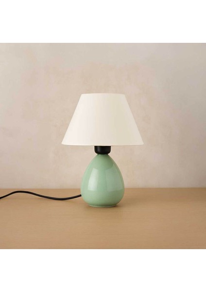 Ekru Seramik Abajur, Şık ve Modern Tasarım ile Evinize Sıcaklık Katıyor