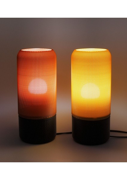 Özel Tasarım Altın Renk Abajur ile Şıklık ve Işık Güzelliği