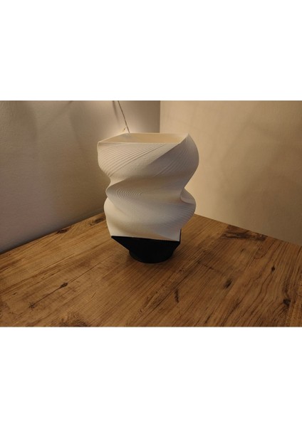 Beyaz Lilyum Model Abajur, Şık ve Modern Dekoratif Aydınlatma Seçeneği fiyatları