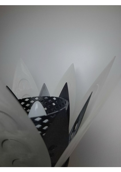 Şık Siyah Çiçek Desenli Dekoratif Masa Lambası ve Gece Işığı modelleri