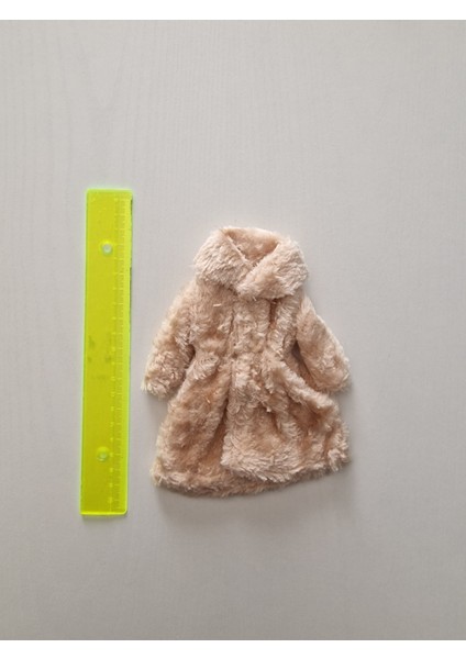 Barbi Oyuncak Bebek Için Kaban