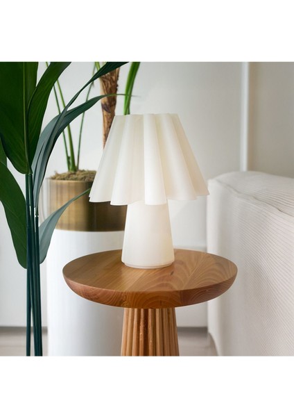 Şık Beyaz Abajur, Modern ve Zarif Tasarım ile Evinize Şıklık Katın fiyatları