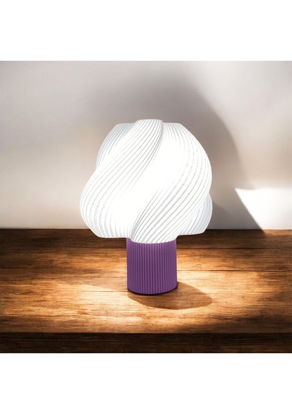 Mor Renkli Şık Dekoratif Abajur, Şık ve Modern Tasarım ile Evinizi Güzelleştirir