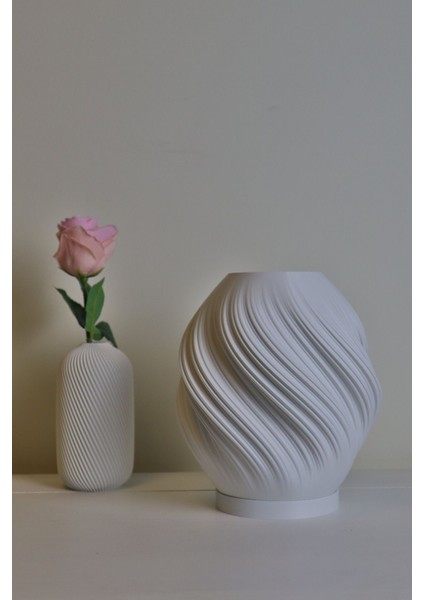 Beyaz Hafif Abajur, Şık ve Şeffaf Dekorasyon Aksesuarı fırsatları