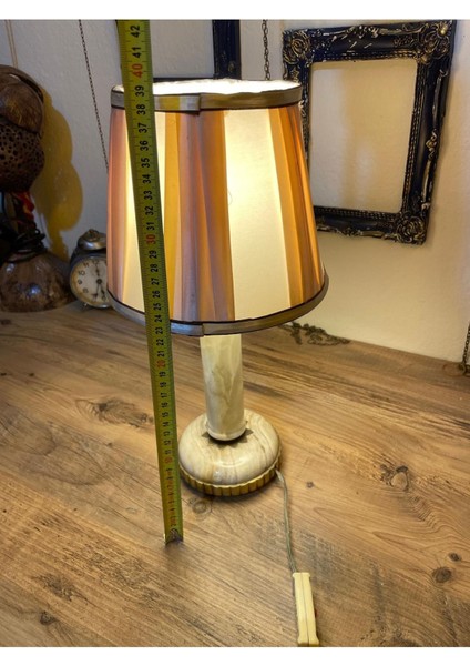 Yeşil Mermer Detaylı Şık Abajur, Zarif Dekoratif Aydınlatma. fırsatları